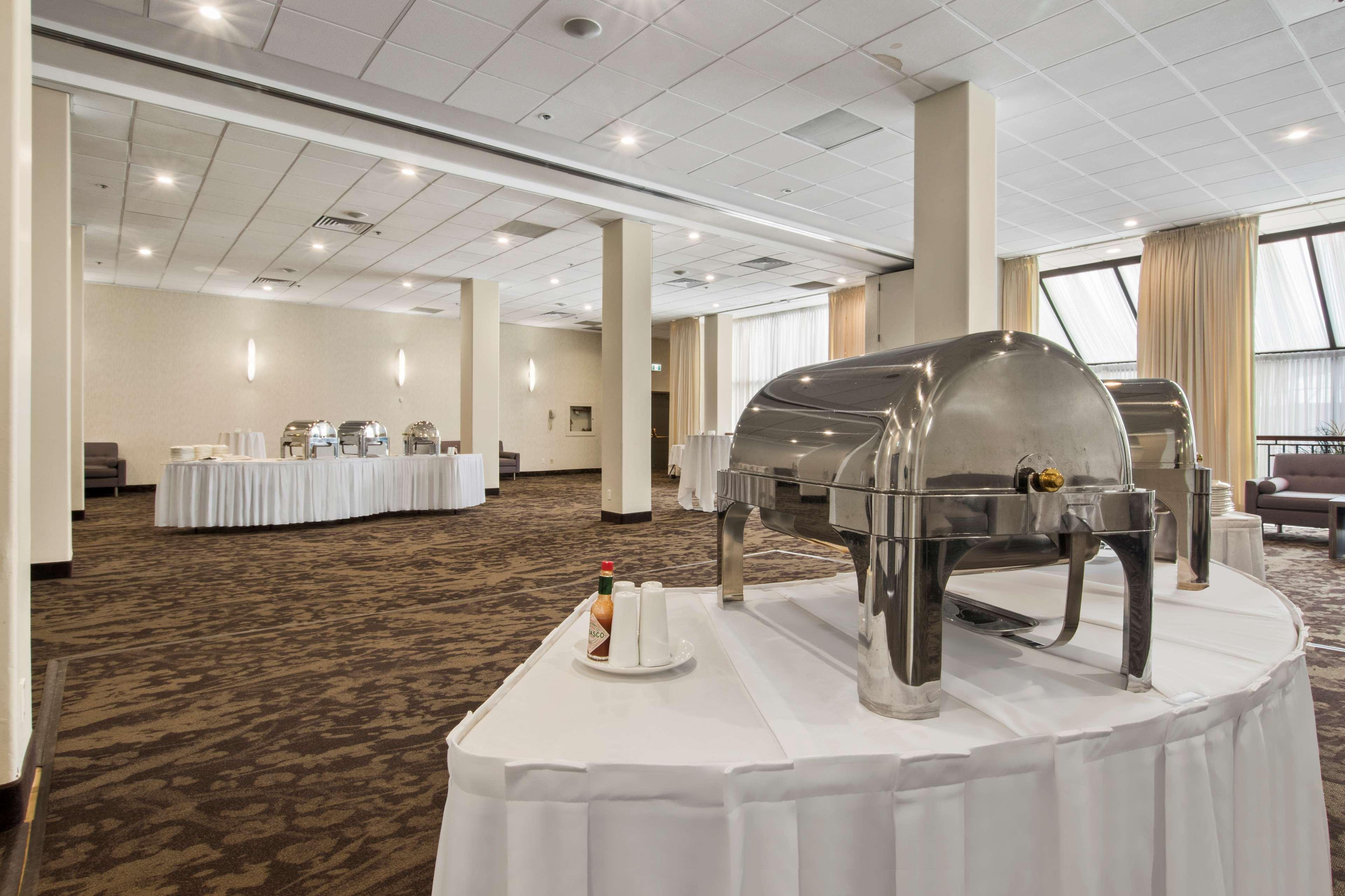 Best Western Premier Calgary Plaza Hotel & Conference Centre Eksteriør bilde