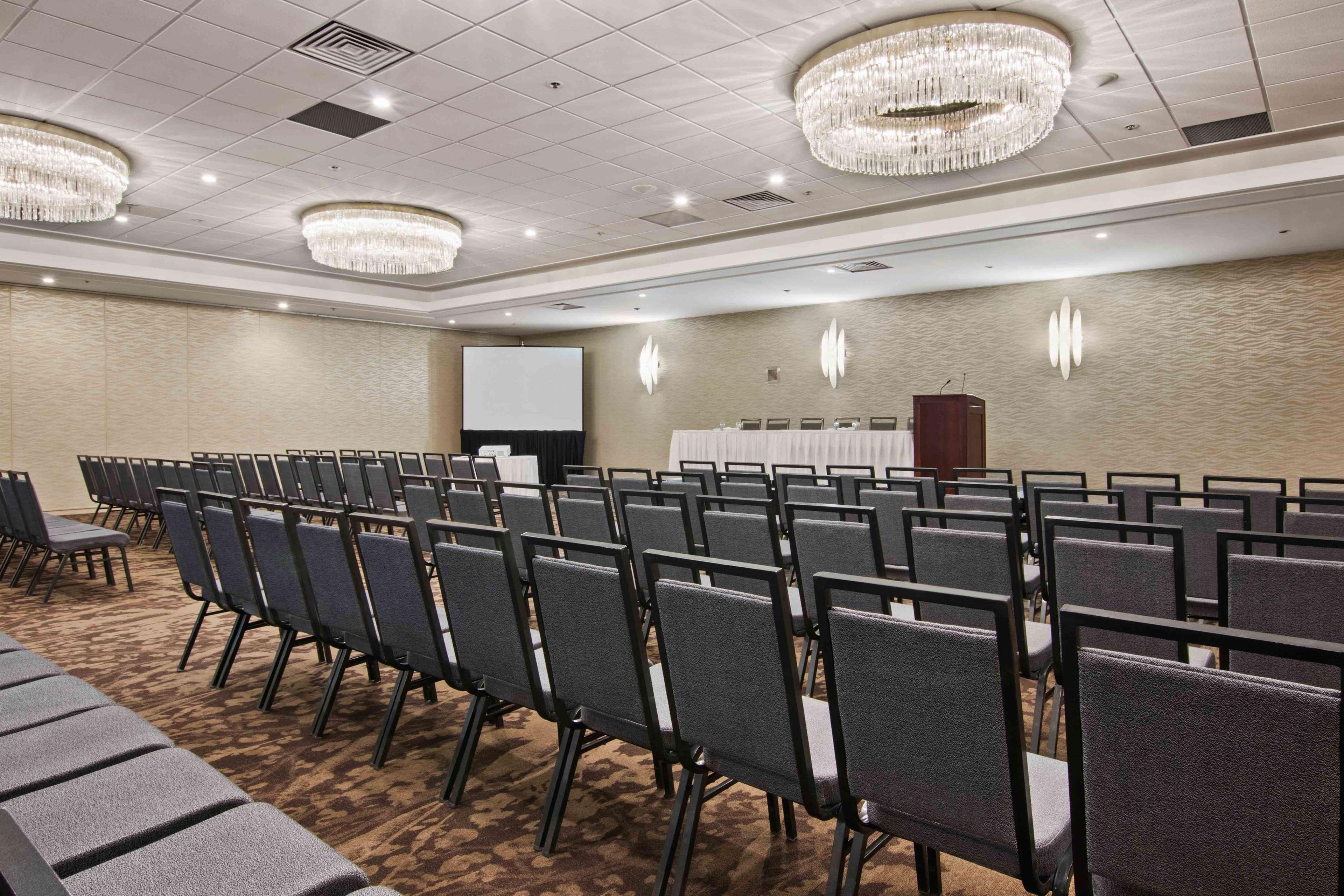 Best Western Premier Calgary Plaza Hotel & Conference Centre Eksteriør bilde